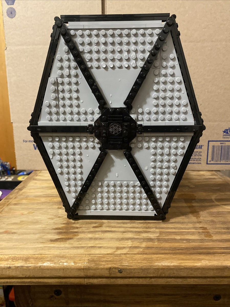 Lego Star Wars 75101 First Order Tie Fighter 2 tie pilots | eBay