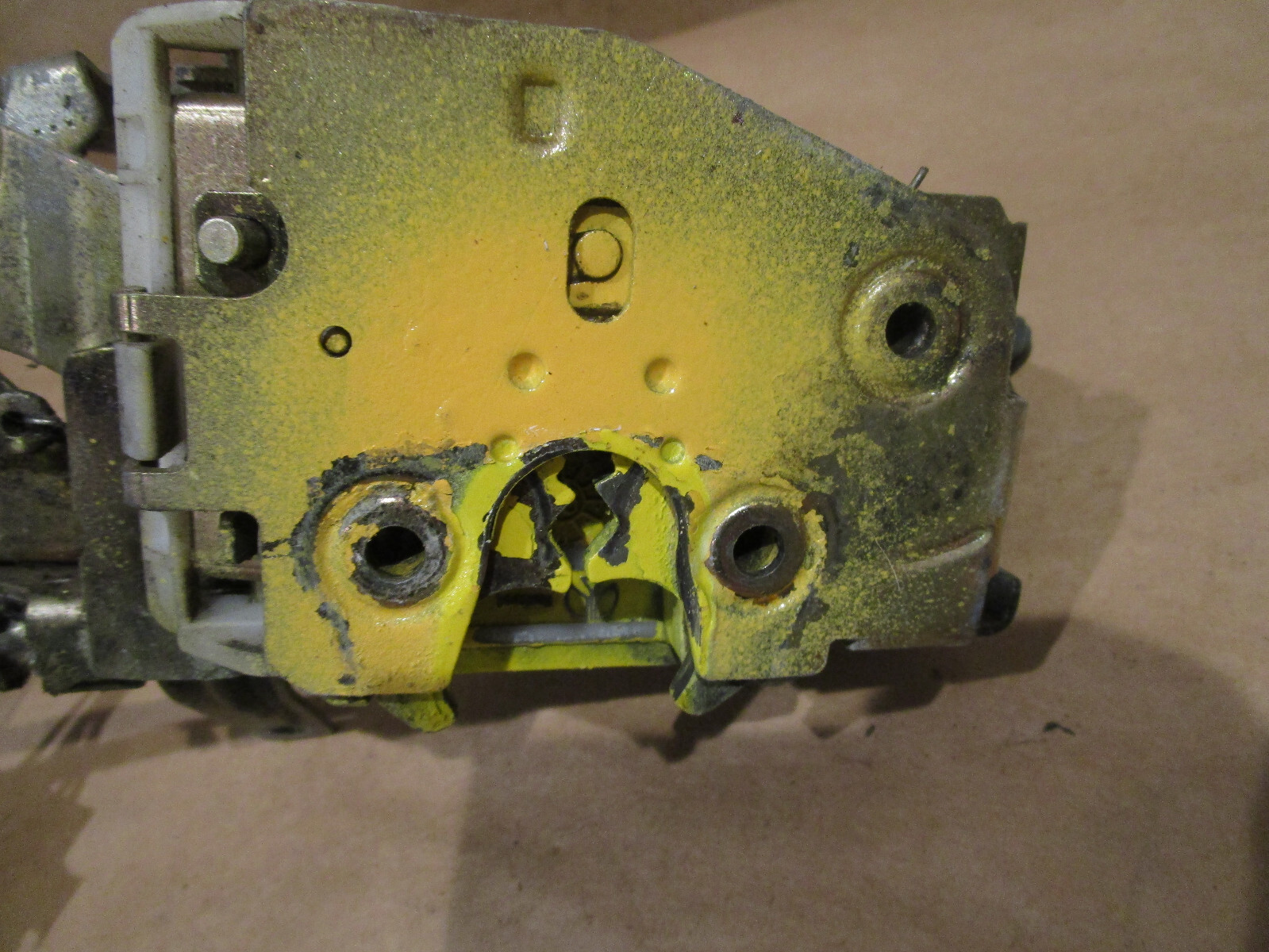 Ferrari 348,355  LH Door Lock w/ Actuator Valid For Spider  P/N 64685300