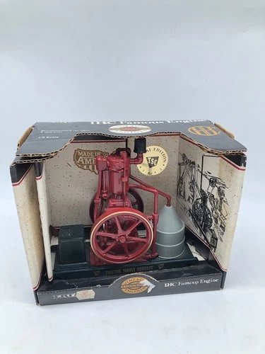 1991 ERTL IHC FAMOUS ENGINE 1/8 SCALE DIE-CAST VERTICAL GASOLINE ENGINES No. 615
