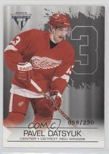 2003 Pacific Private Stock Titanium Retail Jersey Number Pavel Datsyuk HOF 0o5t