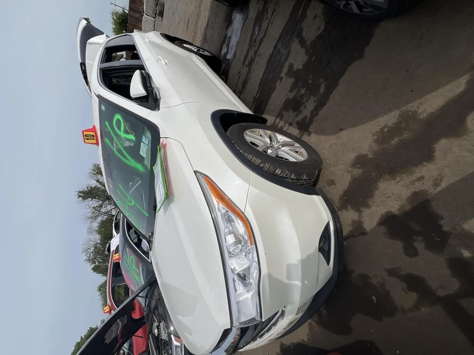 Conjunto de puerta trasera derecha usado lado trasero se adapta a: Toyota Highlander 2016 sin automático Foto 2 de 4