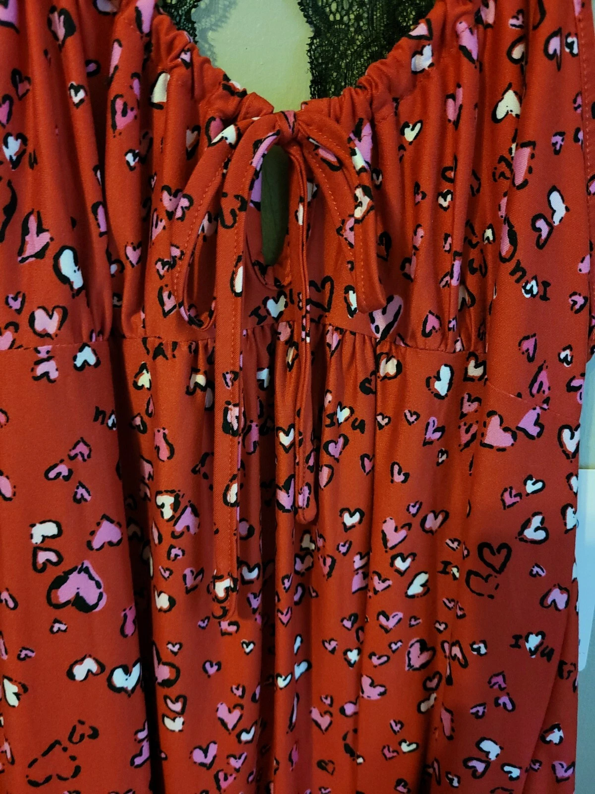 UNDERCOVER ABITO CHEMISE TESORI SEGRETI CUORI ROSSI PIZZO NERO RASOIO SCHIENA NUOVO CON ETICHETTE TAGLIA M