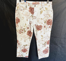 JOHNNY WAS Size 30 Cream Rose Print The Cropped Boyfriend Fringe Hem Jeans NEW