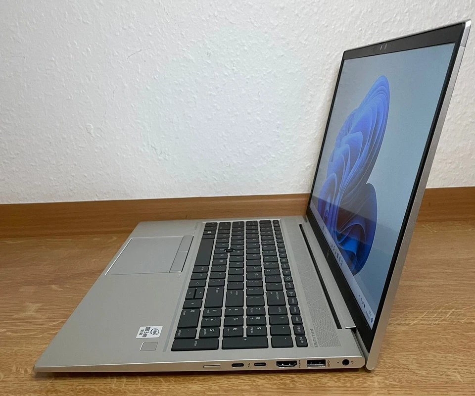 HP EliteBook 850 G8 i5 1145G7 16GB 512SSD 15,6FHD TOCHSCKREEN WIN-11 AKKU-TOP - Bild 2 von 4