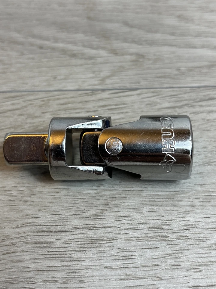 HUSKY SOCKET 5” And 3” Extensions - Universal Joint- 1/2" inch - Image 3 of 4