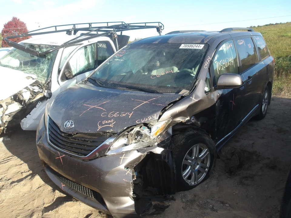 Eje de transmisión delantero izquierdo usado se adapta a: Toyota Sienna 2011 eje delantero 6 cilindros Foto 2 de 4