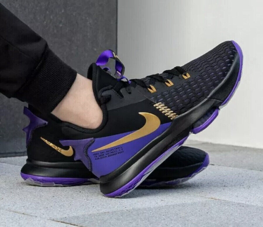 Nike Lebron Witness V Black/Metallic Gold Purple LA LAKERS Nike Lebron Witness V Black/Metallic Gold Purple LA LAKERS