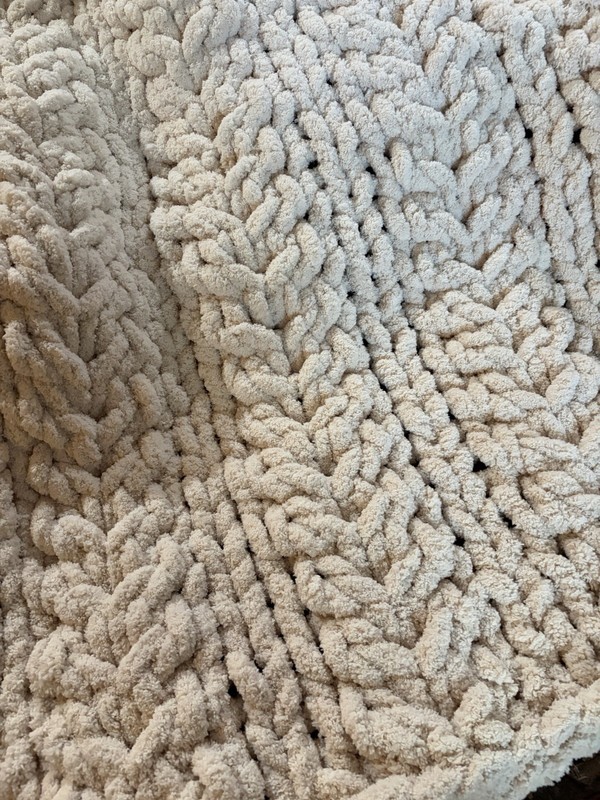 Chunky Knit Braided Sofa Throw Blanket, Beige Rectangle, Soft Decorative