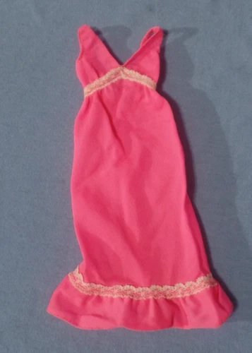 Vintage Barbie Clothes - MOD Era Barbie 9157 Pink Nightgown