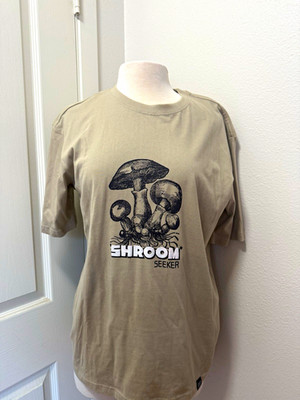 Pull&Bear Beige Double-Sided Mushroom Graphic Relaxed Crew Neck Men's T-Shirt L