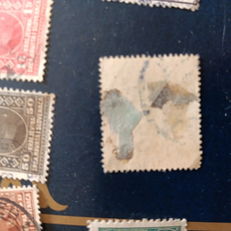 Sello de Polonia.  resaltado. Estampilla de Polonia. Remarcada. 2º Guerra Mundial Foto 3 de 3