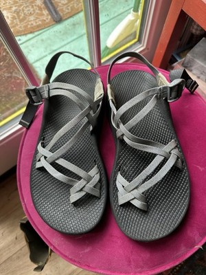 Chaco ZX/2 Dual Strap Custom Metallic Silver. M 8 / W 10