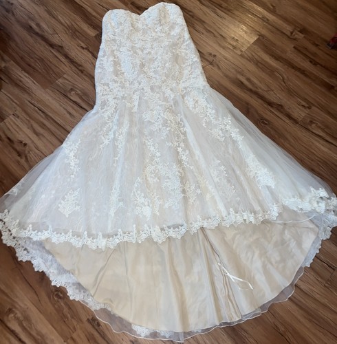 Melissa Sweet Sleeveless Lace Overlay Wedding Dress Size 20W