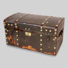 Civil War Era Brass Buttoned Leather Paneled Antique Stagecoach Trunk C. 1850's