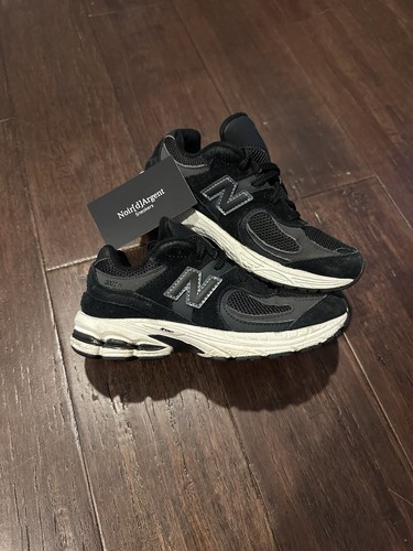 New Balance Casual Shoes Black PC2002BK Size 2