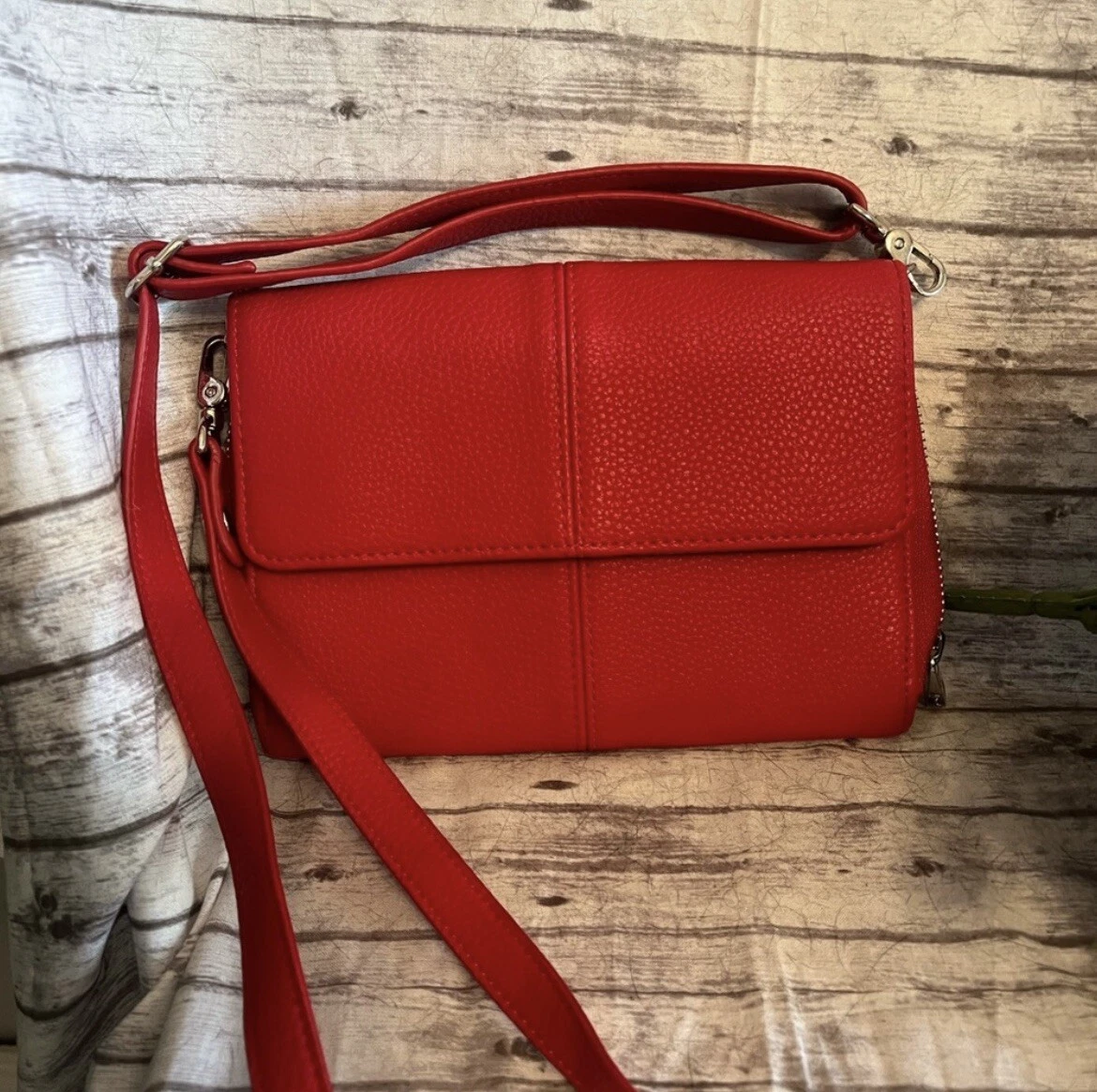 Thirty One Jewell Street Style Purse Coral Kisses Pebble Crossbody Clutch BagNEW