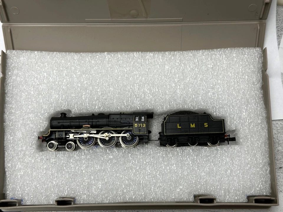 Масштаб N Peco NL-21 класса 5XP 'Jubilee' 4-6-0 в LMS черный не org коробка B - Изображение 2 из 4