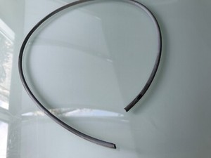 Dichtung Moosgummi zw. Grund platte und Fenster VW 1303 Elefantenfuß Rücklicht