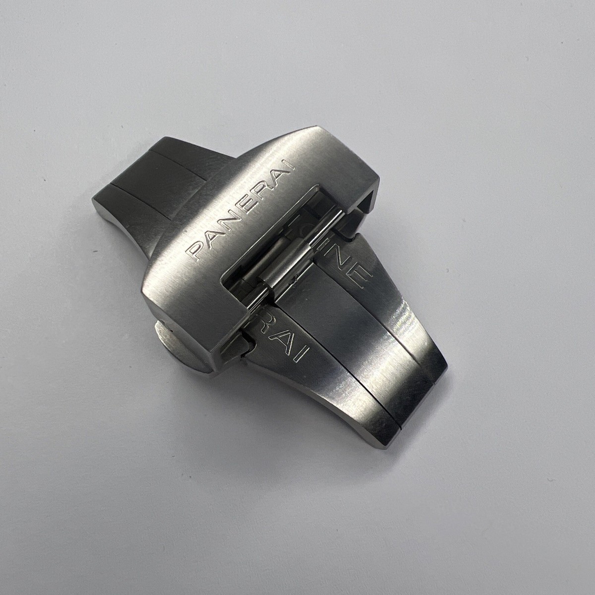 Officine Panerai Panerai Deployant Buckle Panerai Luminor Gmt