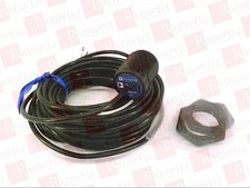 SCHNEIDER ELECTRIC XUV-N06244 / XUVN06244 (NEW IN BOX)