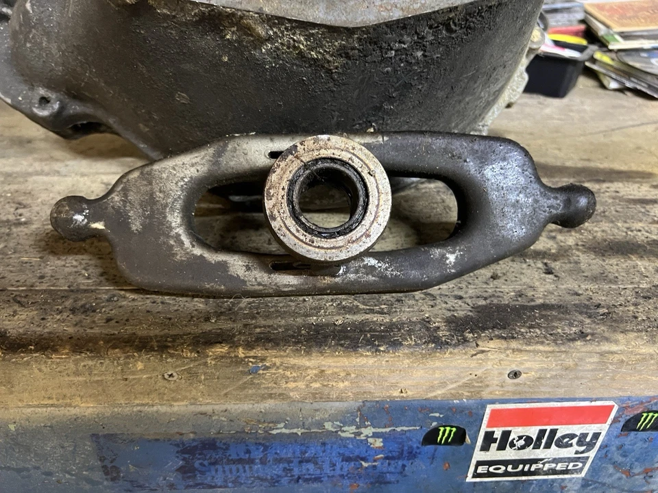 1994-2001 DODGE RAM 1500/2500/3500 TRUCK 5.2/5.9 GAS 5-SPEED BELL HOUSING OEM - Image 3 of 4