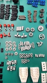 LEGO TECHNIC 8437: Future Car - 100% complete with Instructions 