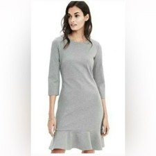 Banana Republic Gray Ruffle Hem Knit Dress SZ 2