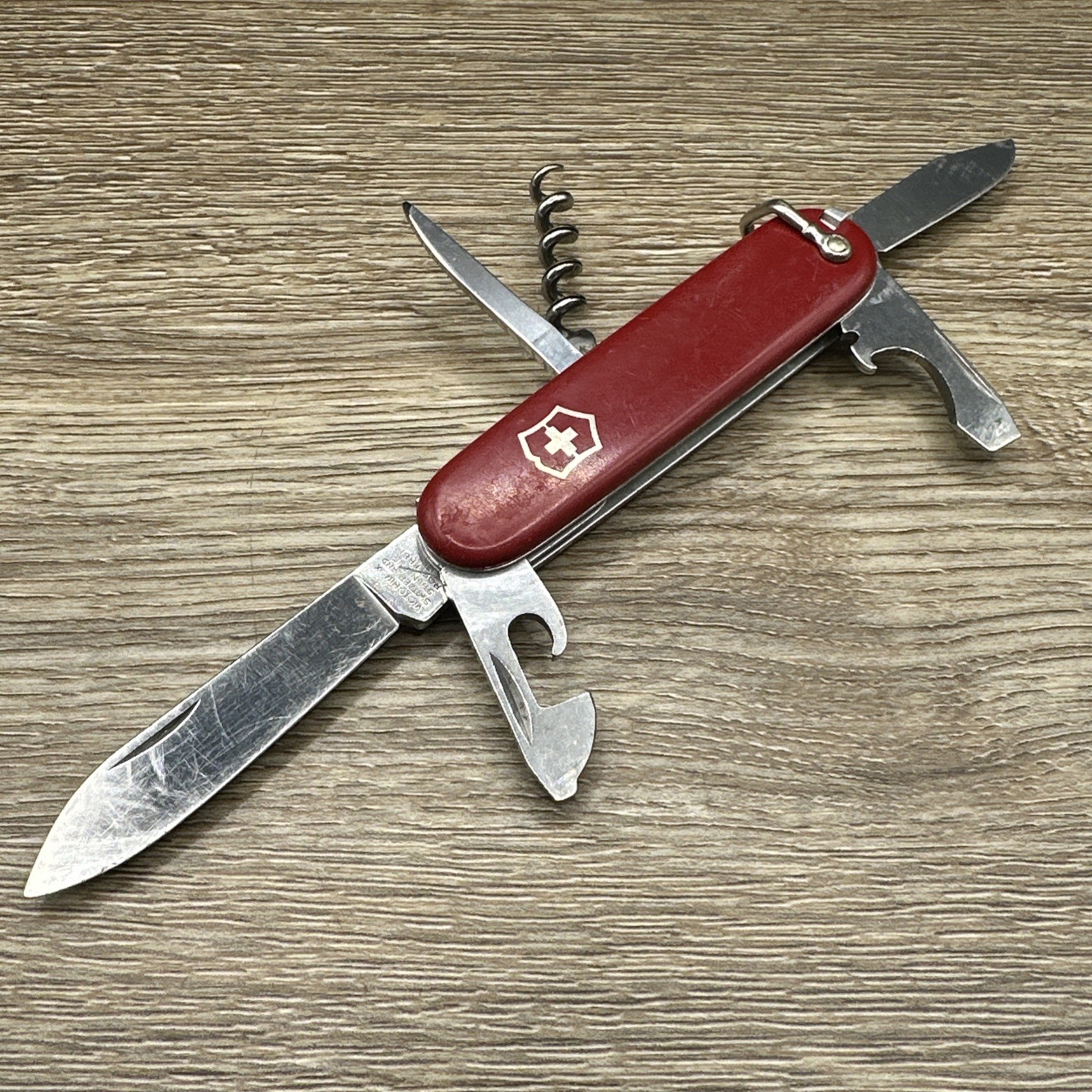 Vintage VICTORINOX VICTORIA OFFICIER SUISSE Swiss Army Knife