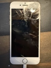 iPhone 7 FOR PARTS NOT WORKING