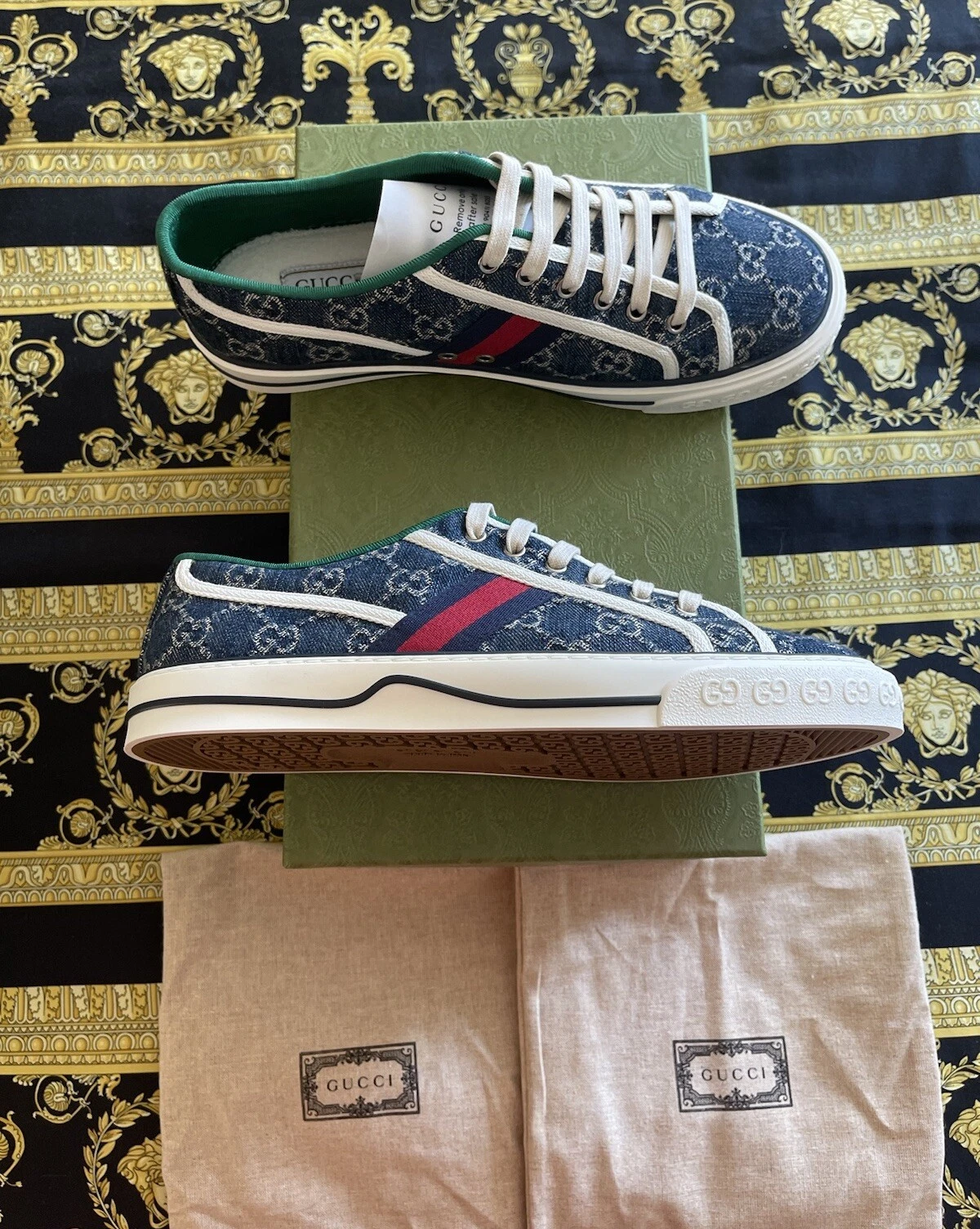 Baskets en denim neuves dans leur boîte AUTH Gucci Tennis 1977 logo GG monogramme G 15,5 US 16