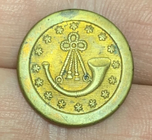 Riflemen Pre Civil War Coat Button