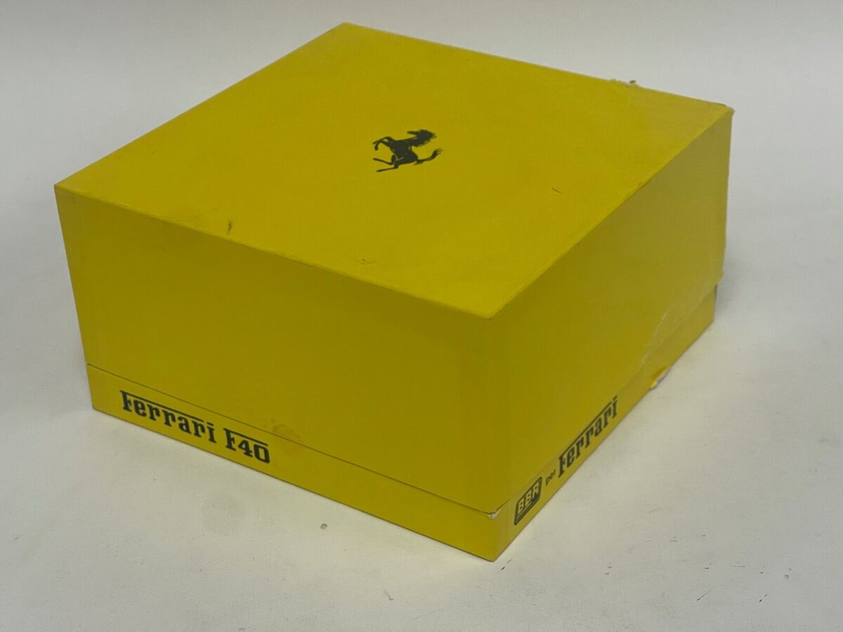 1/43 BBR Ferrari F40 Dome display Dealer edition VERY RARE 1/43 BBR Ferrari F40 Dome display Dealer edition VERY RARE