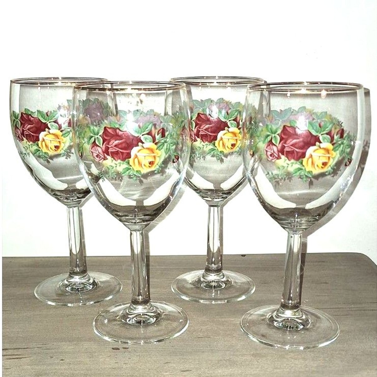 4 Royal Albert OLD COUNTRY ROSES w Gold Edges Stem Ware Wine 