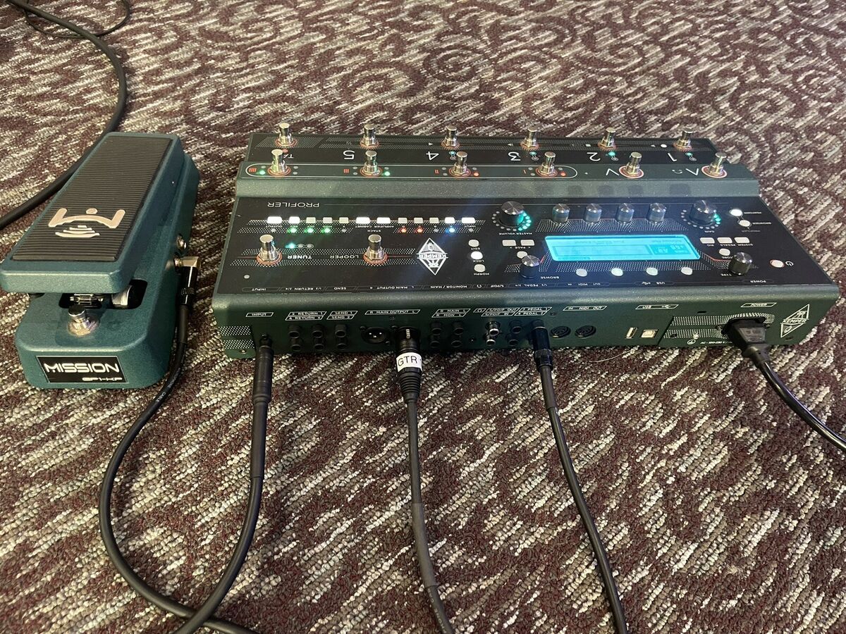 KEMPER PROFILER STAGE AMPLIFIER/MULTI EFFECTS PROCESSOR WITH SOFT CASE