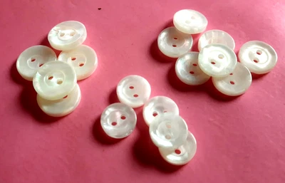 MARKENLOS 2-Loch Hemd Blusen Knöpfe 9mm- 18mm WEISS und CREME Töne Restposten 10-18 Stück