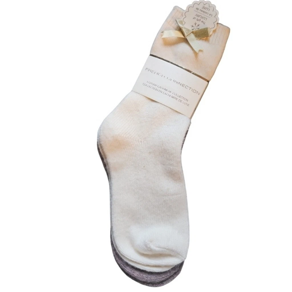NEW! FRENCH CONNECTION 2 Pair Luxury Cashmere Collection Moisture Wicking Socks.