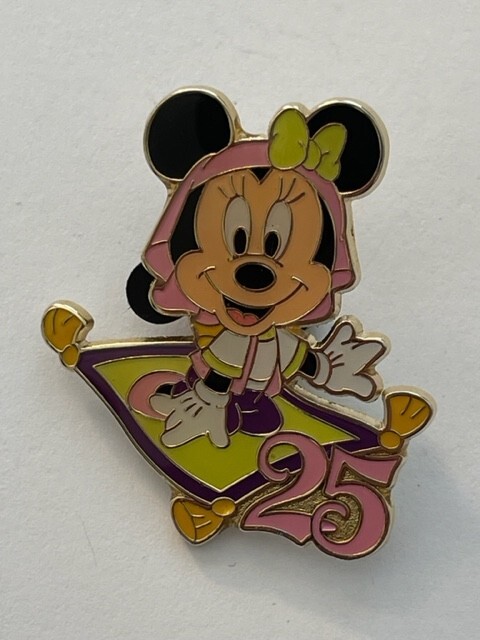 TDRキャスト限定 Tips on Magic/thanks day(2017) TDR TDS Minnie Mouse Magic Carpet 25th Anniversary Game Prize