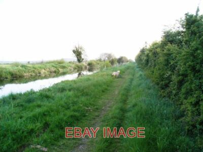 FOTO KANAL GRAND IN DER NÄHE VON HAZELHATCH CO. DUBLIN DAS IST EIGENTLICH CO. KILDARE ALS A