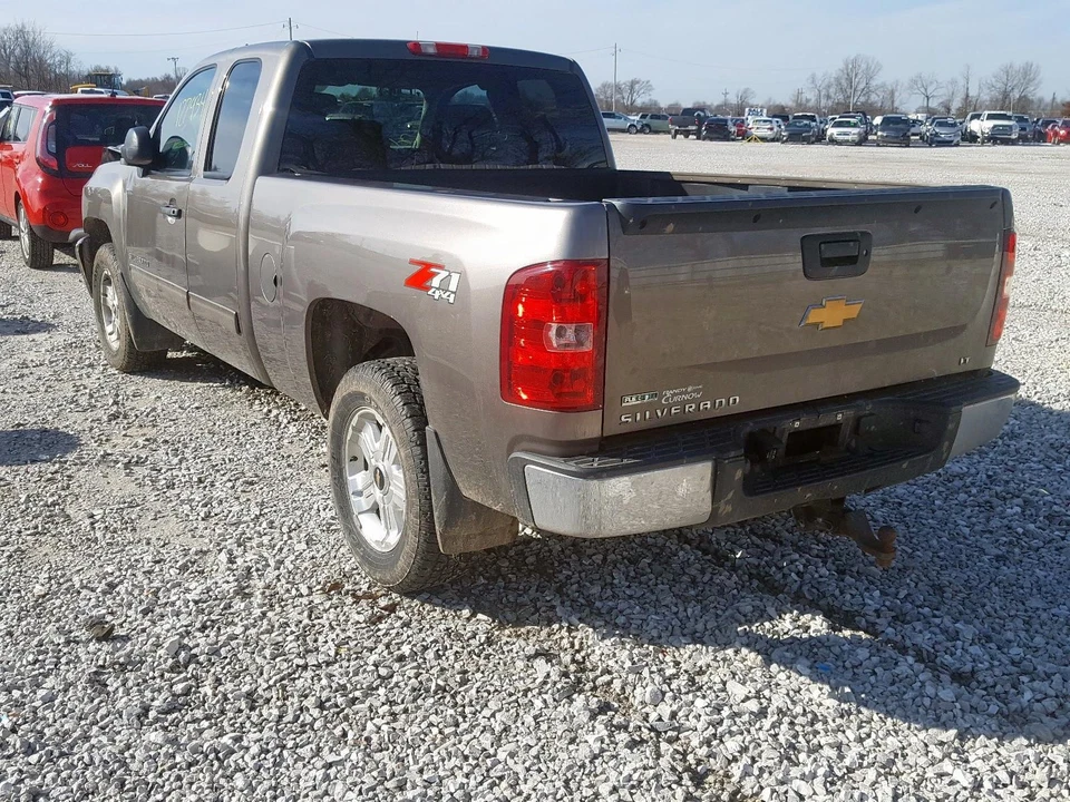 Used Fuel Tank fits: 2012 Chevrolet Silverado 1500 pickup classic style creased Foto 4 de 4