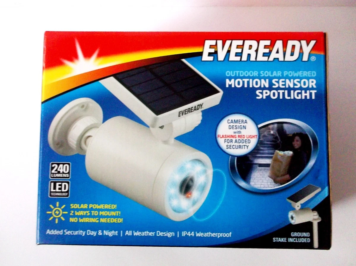 EVEREADY 240 Lumen 3 Watt Low Voltage Solar LED Spot Light Motion