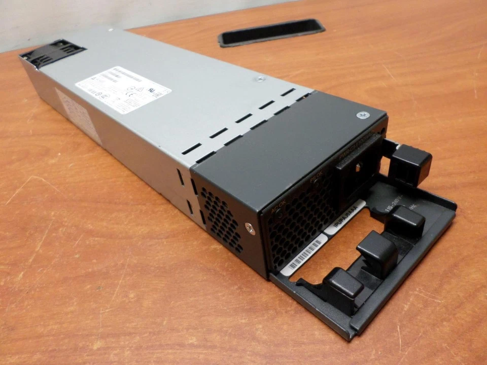 Cisco PWR-C1-1100WAC 1100W AC Power Supply for 3850 C9300 Series Switches (x2) - Image 3 of 4