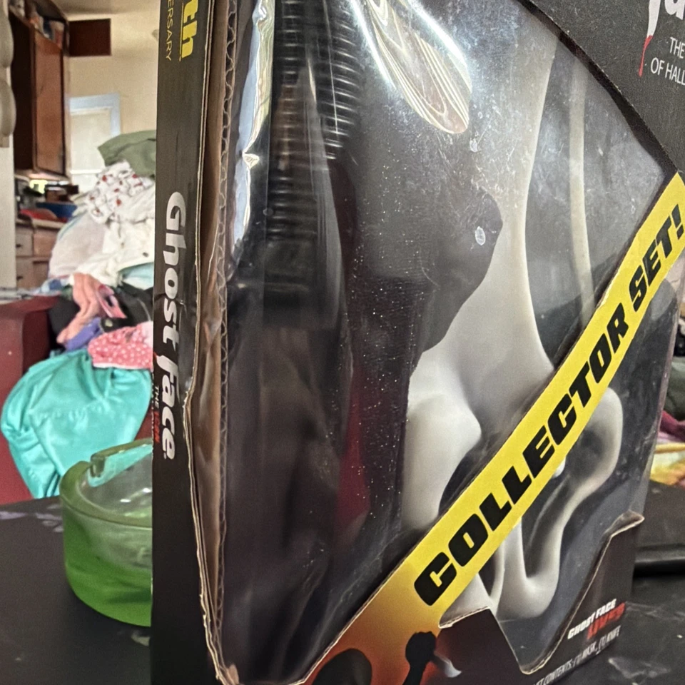 Juego de caja aniversario Ghost Face - Fun World Foto 3 de 4