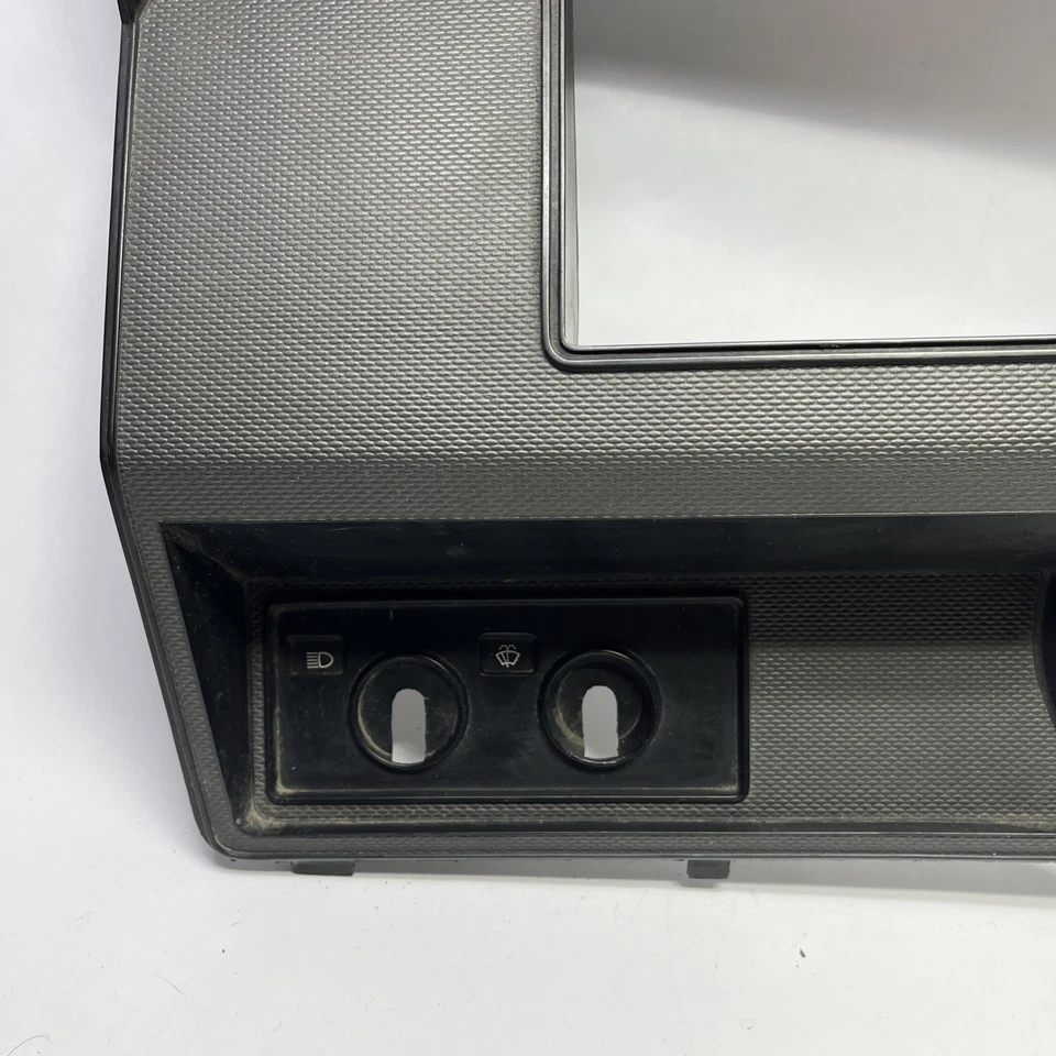 Ford F150 F250 F350 1980-1986 Bronco tablero bisel moldura OEM GRIS 4X4 Foto 2 de 4