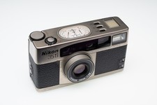 Nikon 35Ti  f2.8 | Very Good Condition | Original Nikon Leather Case