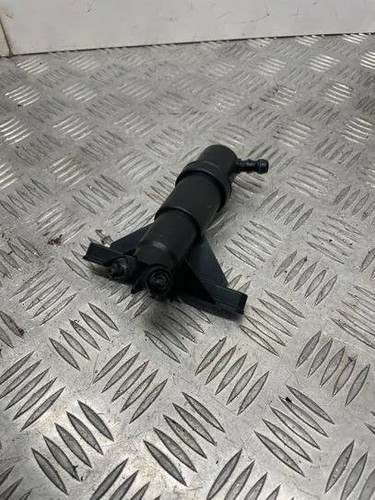 BMW 5 Touring E61 Scheinwerferwaschanlage links 04110900502 0411090050 22993549