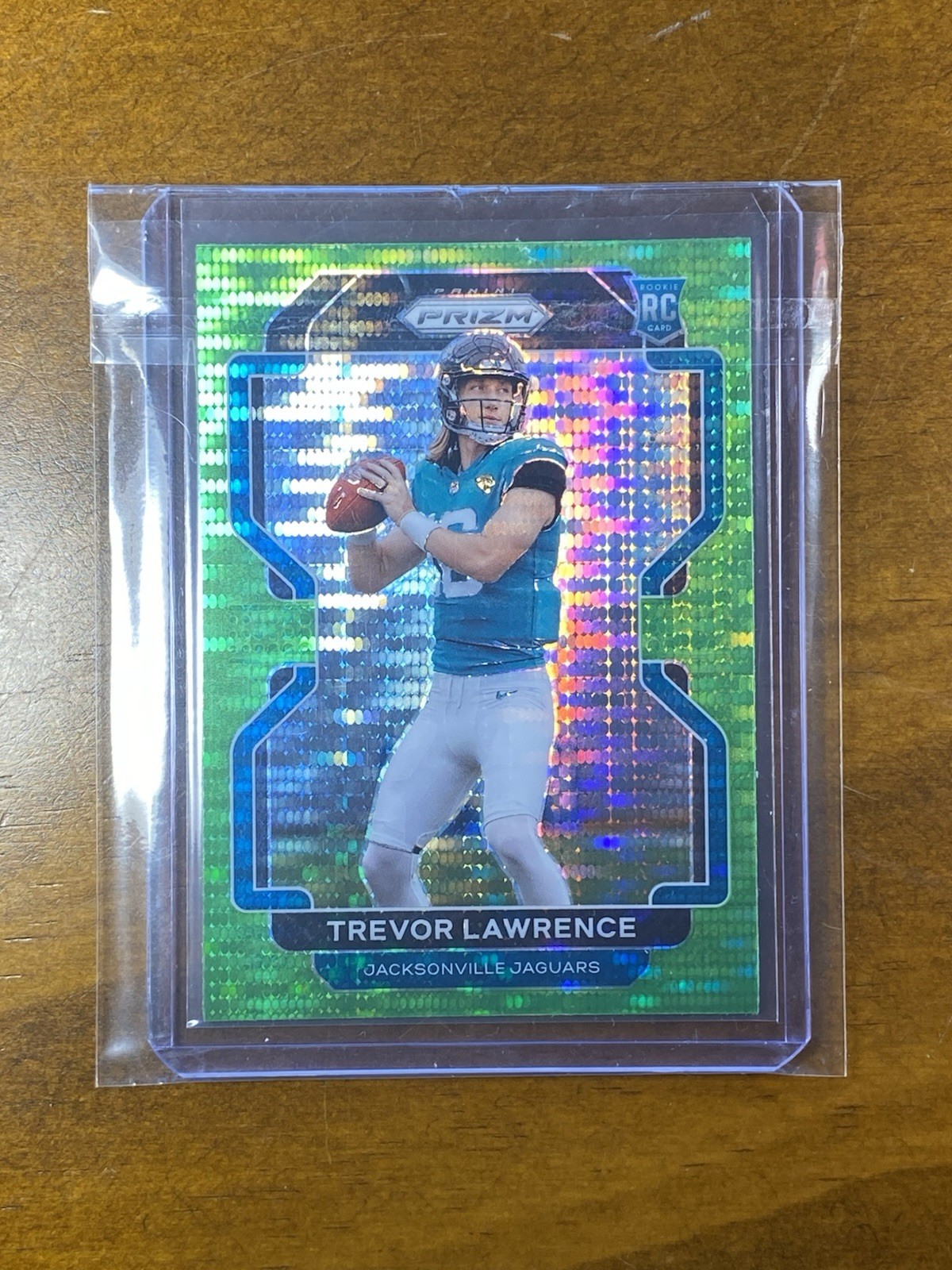 2021 Panini Prizm Trevor Lawrence #331 Neon Green Pulsar Prizm (RC) Jaguars