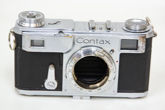 フィルムカメラ Carl Zeiss CONTAX II Contax II - Wikipedia
