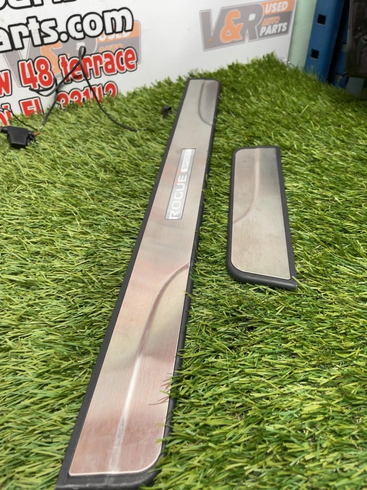 ✅ Nissan Rogue Sport 2019 placas de patada derecha iluminadas N.º de parte: T99g6-6ma40 OEM Foto 2 de 4