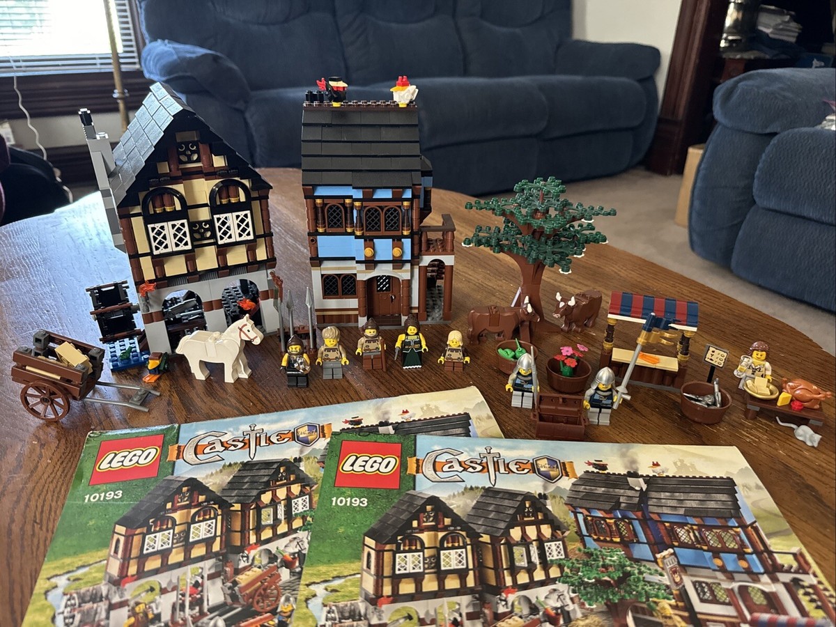 Lego Castle 10193 MEDIEVAL Market Village Instructions 100% Complete  Stickers