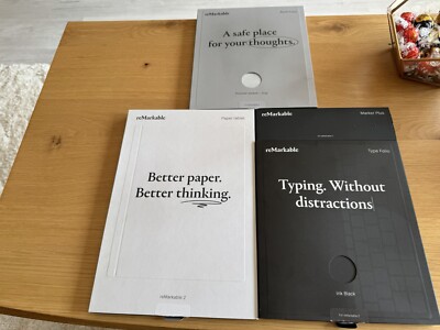 reMarkable 2 inkl. Marker Plus, Book Folio, Type Folio